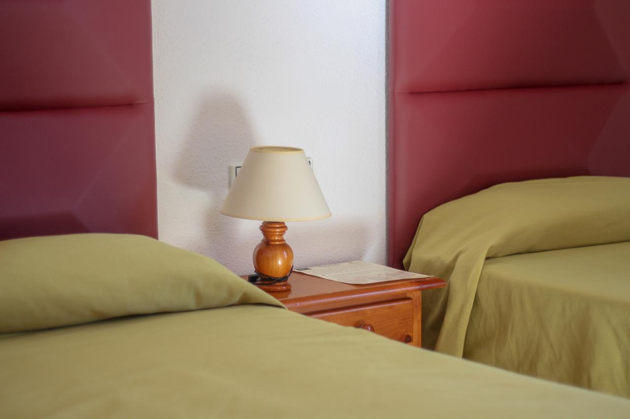 Hostal Esperanza Benajarafe Zewnętrze zdjęcie
