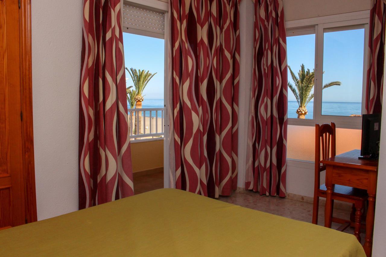 Hostal Esperanza Benajarafe Zewnętrze zdjęcie
